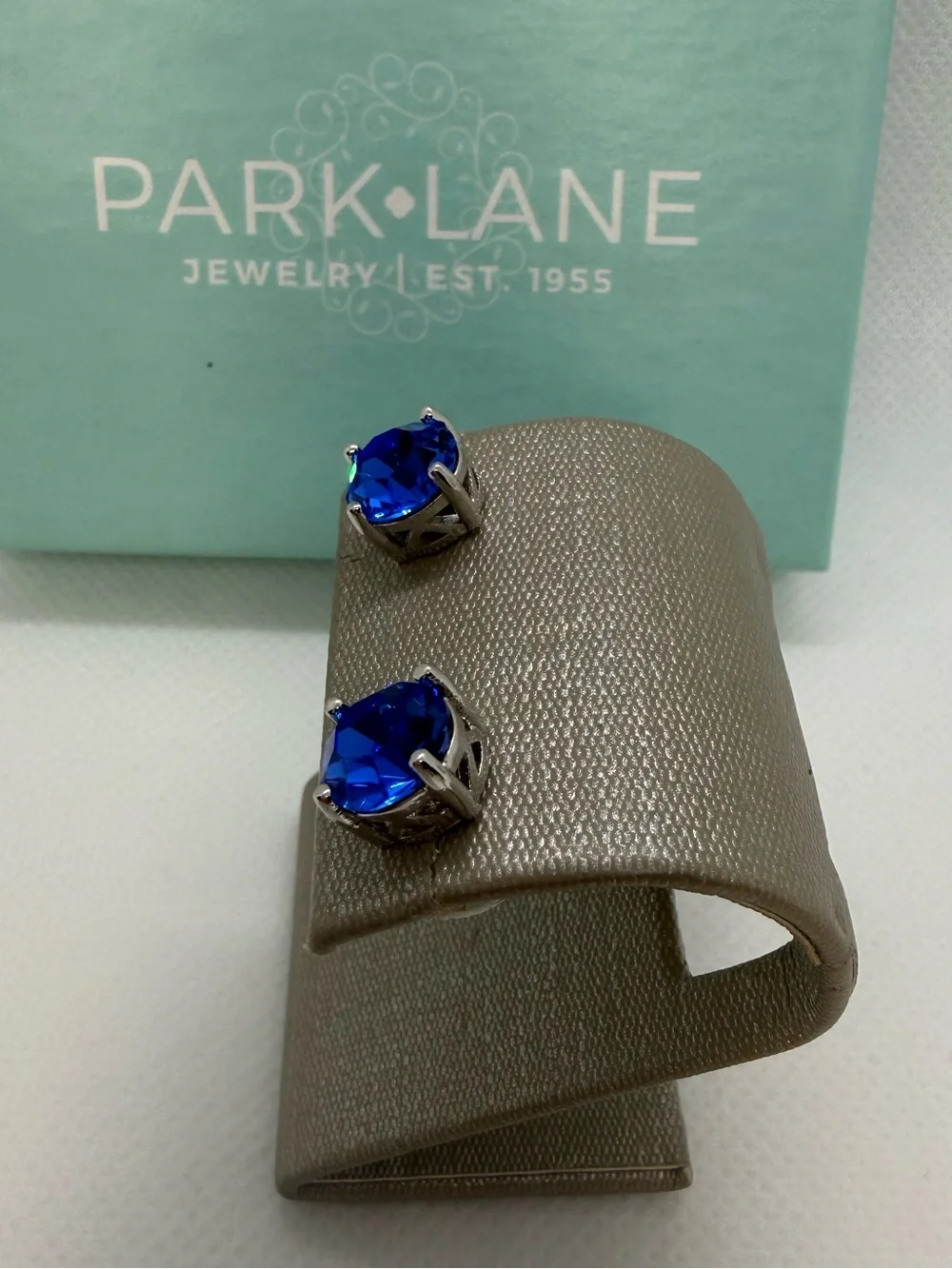 Park Lane Impression Sapphire Blue Crystal Stud Earrings Like New